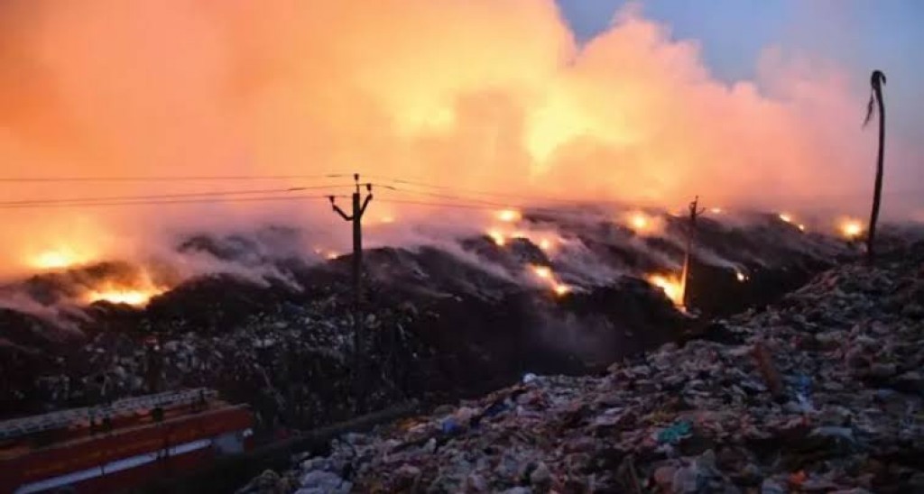India's Kochi city covered in toxic haze from waste dump fire