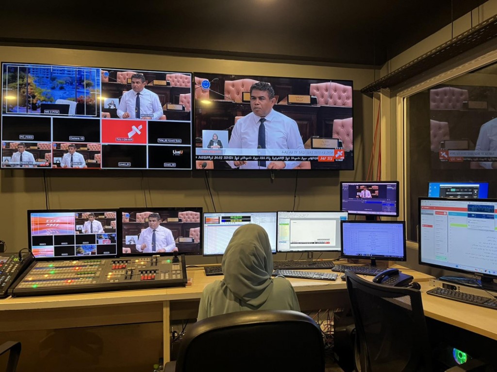 Raajje TV in genesdhin lava ehge mahsala broadcom in balanee