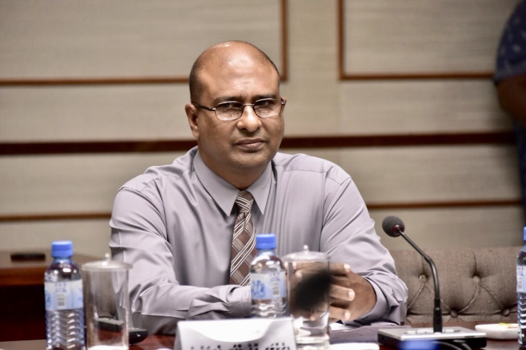Kureege Commissioner off prisons Munaaz ah retirement faisaa dheyn hukum koffi