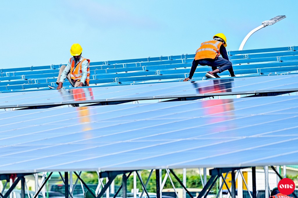 SEZ ge furathama hudha bodu solar mashroou eh hingan dhookoffi