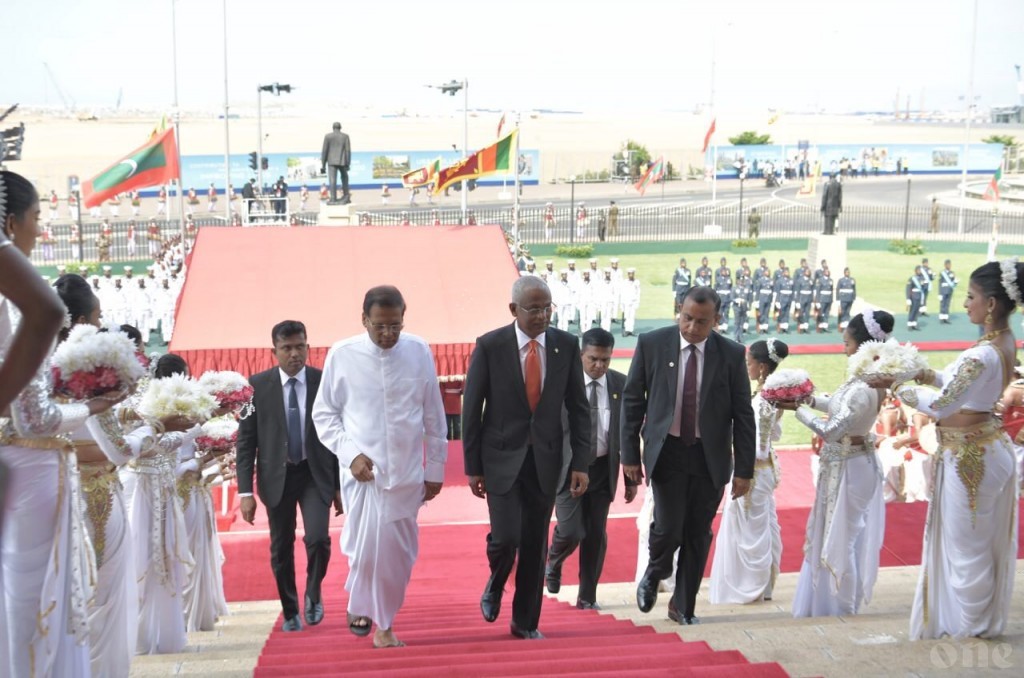 Maldives and Sri lanka begin official discussions