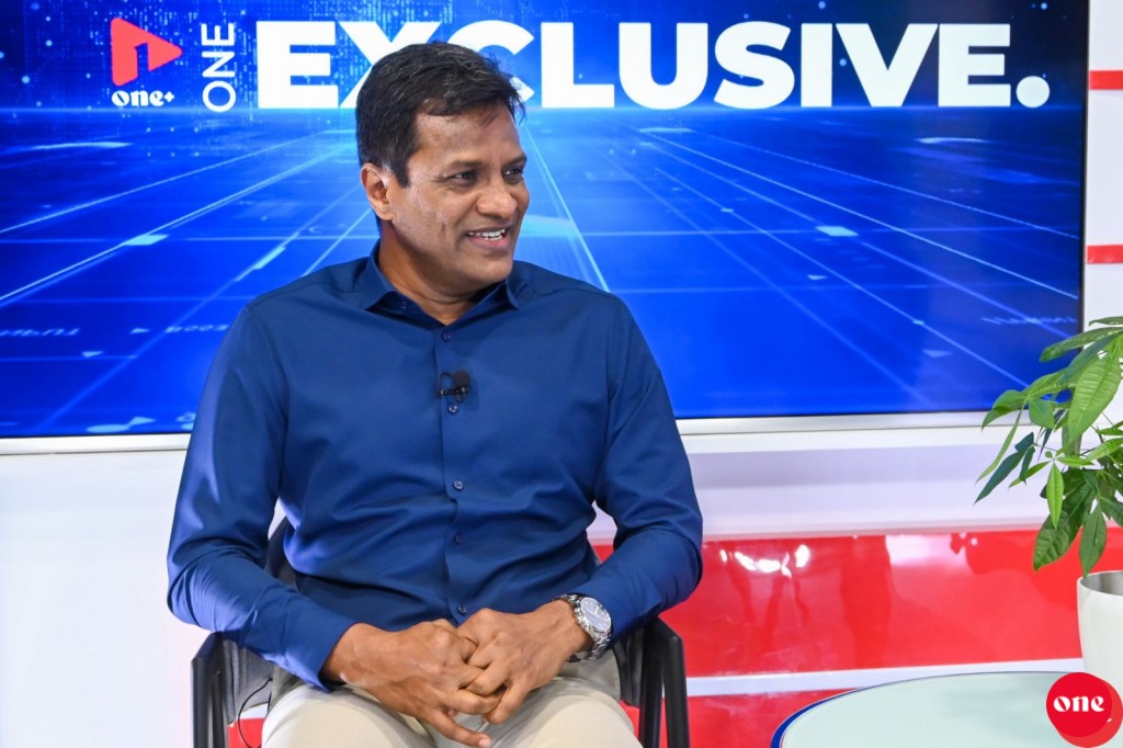 Riyaasee inthihaabugai 2 vana burah nudhevijje nama dhen dhaani geyah: Umar