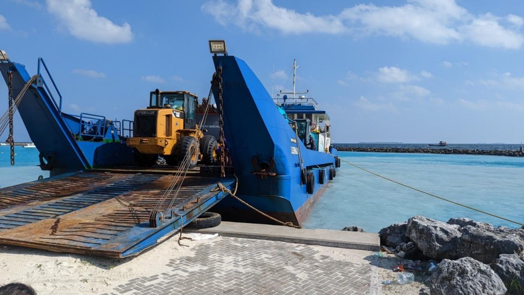 Velidhoo dhoani ehelaa sarahahdhu hedhumuge masahkaiy fashan thayyaaru vejje