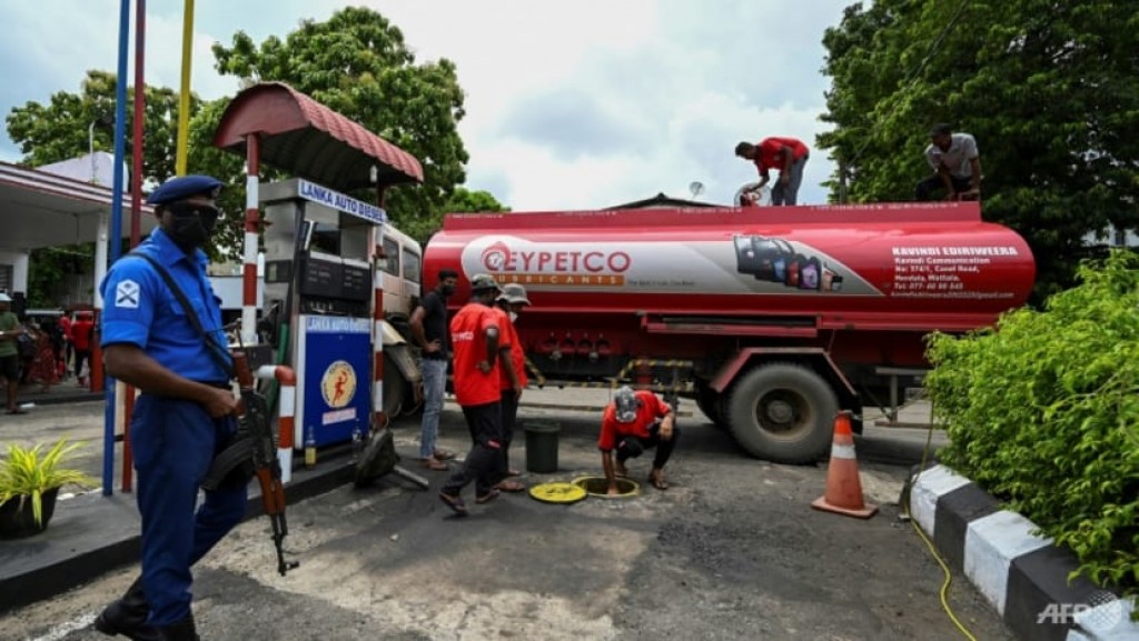 Sri Lanka announces weekly fuel quota