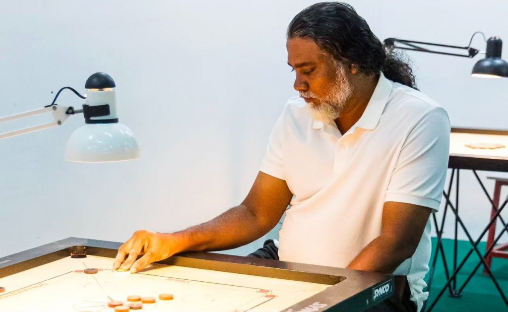 Umra dhathureh inaamakah libey Veteran's carrom mubaaraatheh