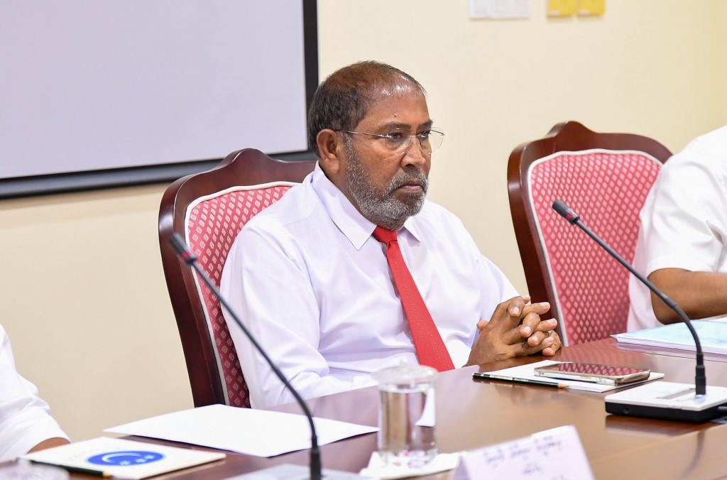 Qasimge haalukolhu rangalhuve, geah dhookohllaifi 