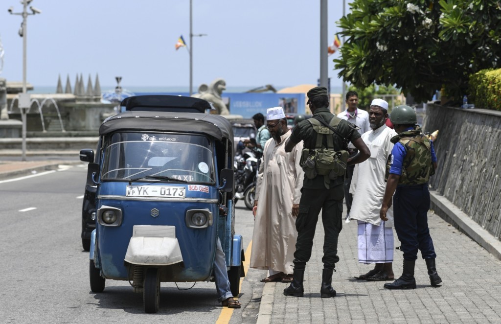 Maldivian family arrested in Sri Lanka