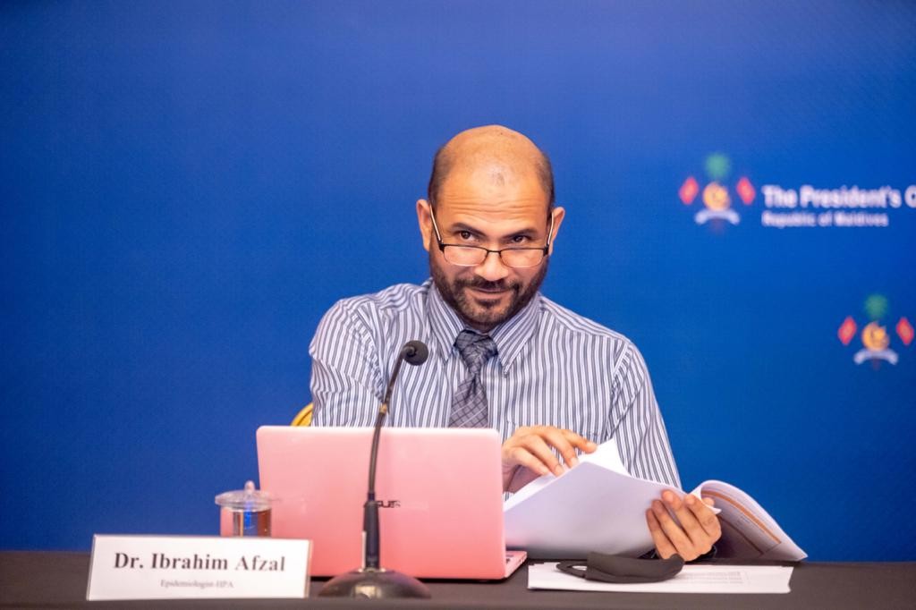 Covishield vaccine ge dhevana dose 16 hafthaa fahana alhai dhiumunves jeheyne: Dr. Afzal