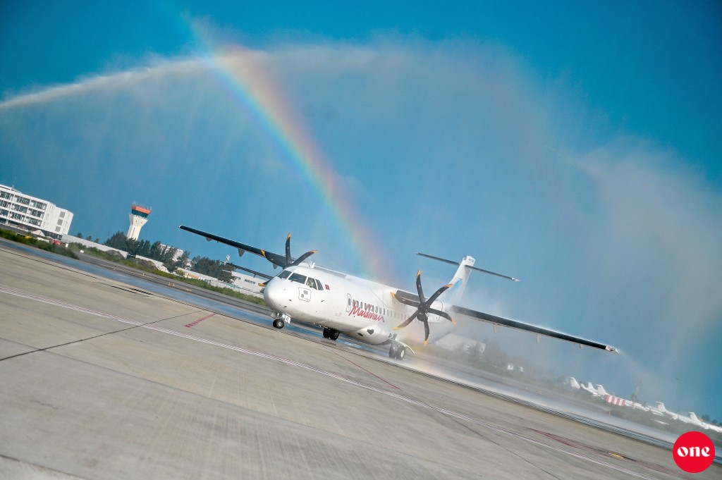 ONE Photo: Maldivian ah ATR 72-600 ge aa dhe Aircraft genaun
