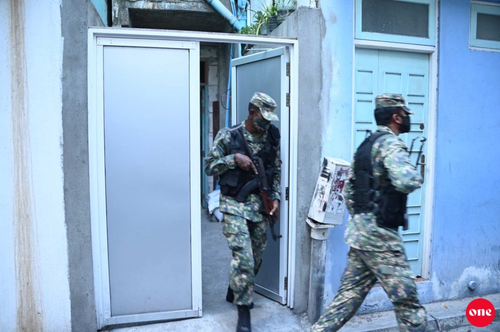 Male' ge ehggai hathiyaaru huri kamuge report eh, fenunee toy gun eh