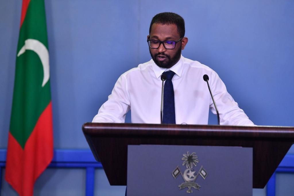 Nasruge dhuvahah vure haassa dhuvaheh neiy, eii ''A category'' ge dhuvaheh: Sarukaaru