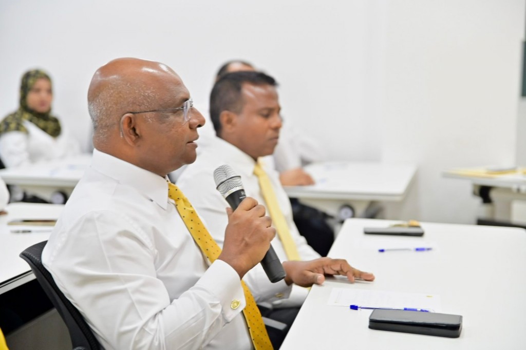 Dhen anna riyaasee inthihaabakaai majilis inthihaabeh MDP in kaamiyaabu kuraane: Shahid