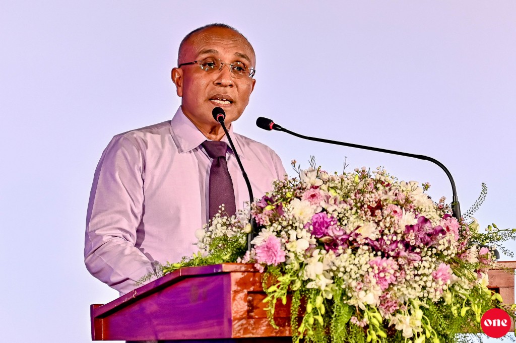mi mahuge niyalah 18 aharu furey zuvaanunah vote leveyne: ec