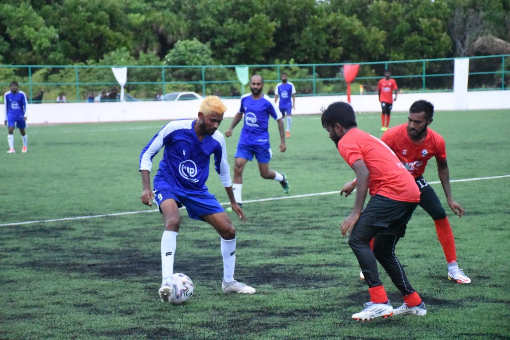 Maahinna katuvaalai Maabaidhoo semi ah, 2 vana team ge gothugai Goalhi ves semi ah