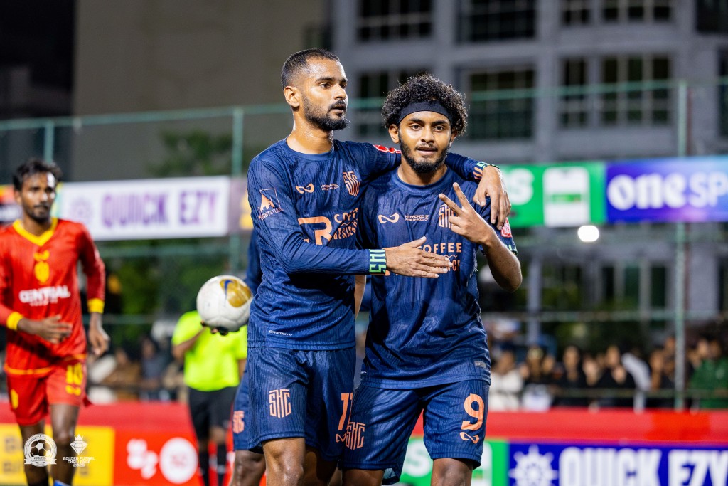 Feydhoo aai Hithadhoo ah group 1 vana, MaradhooFeydhoo aai Meedhoo ves atoll semi ah