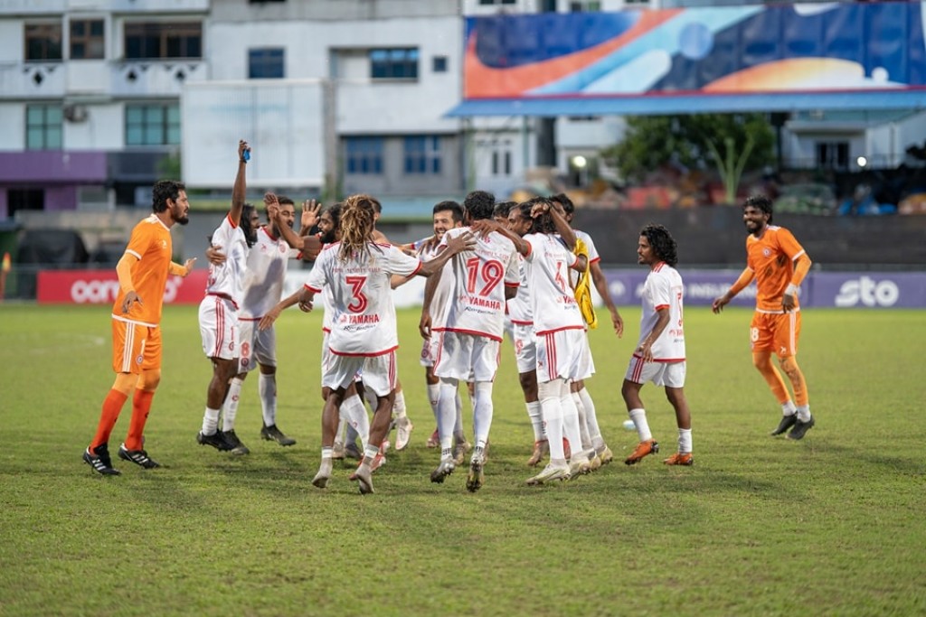 Da Grande balikoh, Burun furathama division ge unmeedhugai