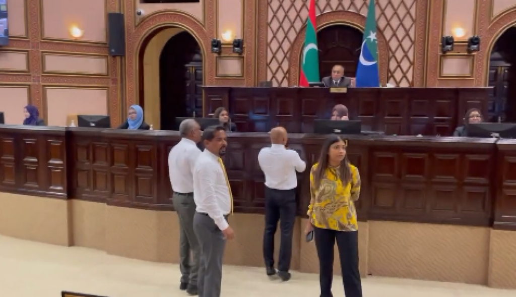 Member Falaahuge nan ivvai jalsaa medhukandaalaifi