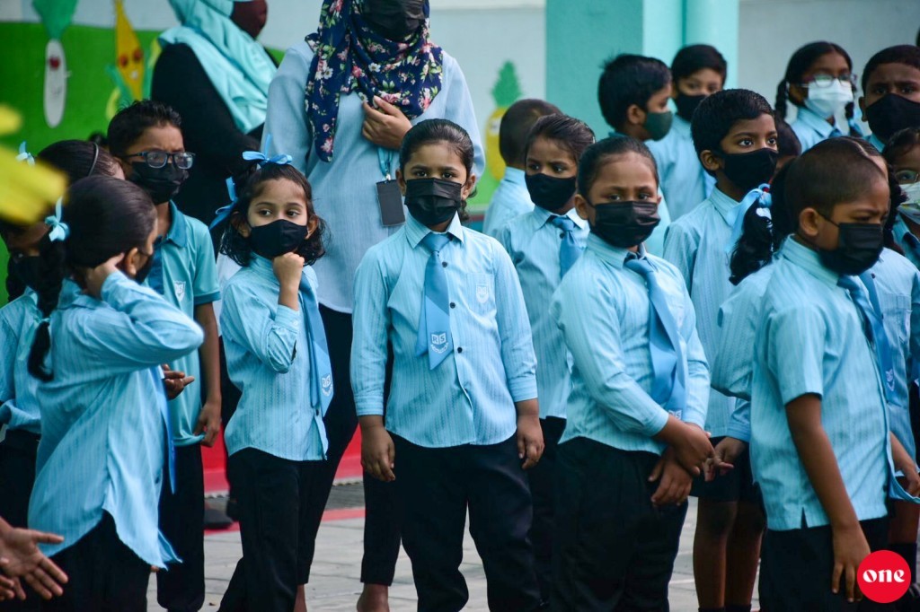 President: Government aims to finish vaccinating students by the end of the month