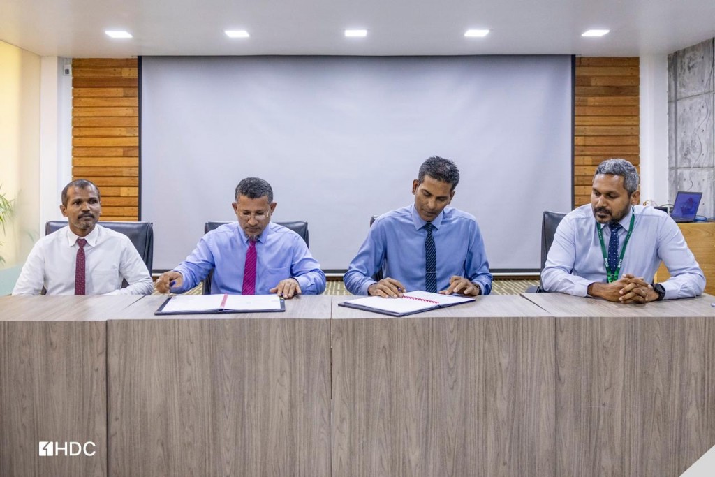 Hulhumale' gai Quran aa behey gaumee marukazu hingumah commercial unit eh dheefi