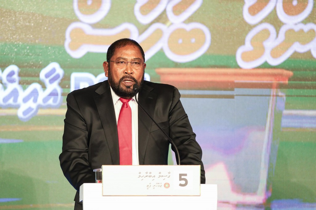 1 billion ge dharani dhahkan 600 million dollar ge hiley ehee hoadhaanan: Qasim