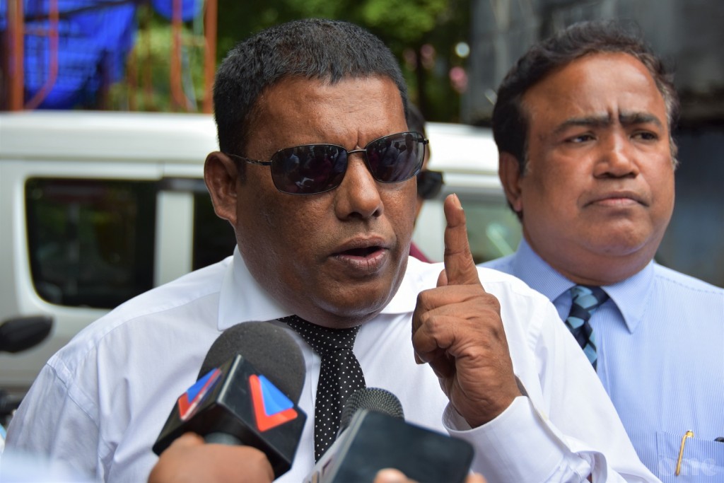 Tweet ge massalaigai Musthafaa maadhamaa rey fuluhah haaziruvaan angaifi