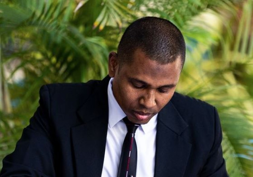 Hithuge bayakaa gulhigen Fandiyaaru Shakeel retire kuran ninmaifi