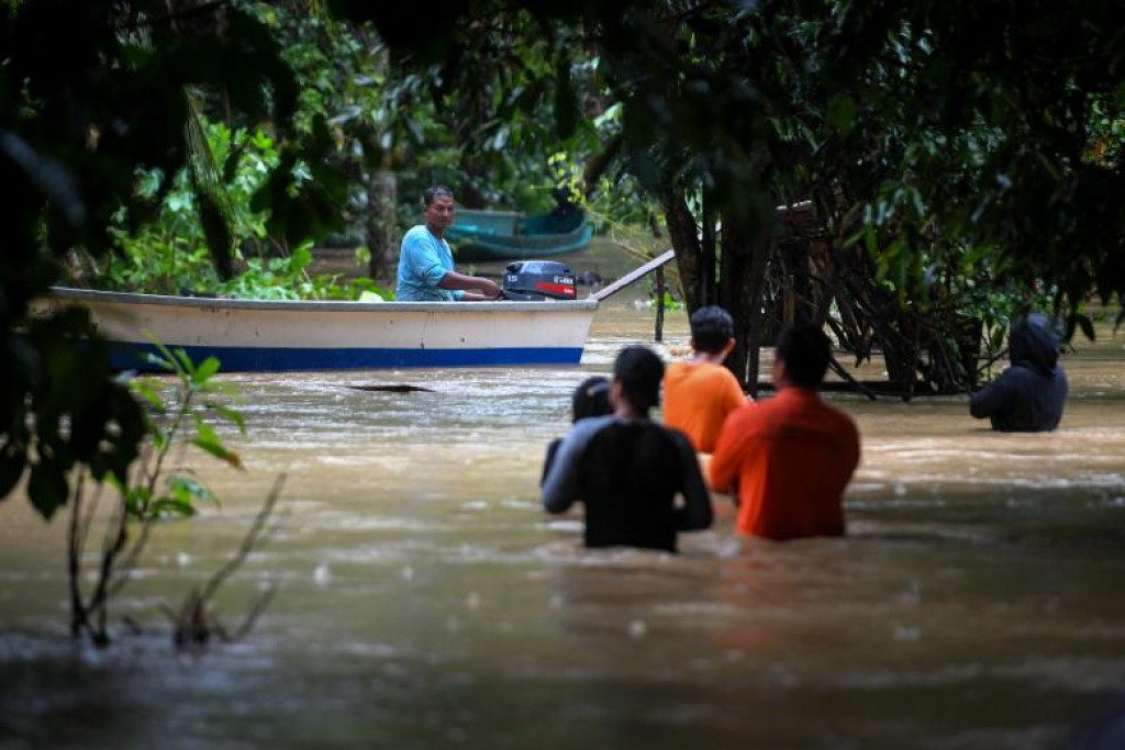 Over 22,000 People Displaced In Malaysia Floods, Thousands Flee Homes