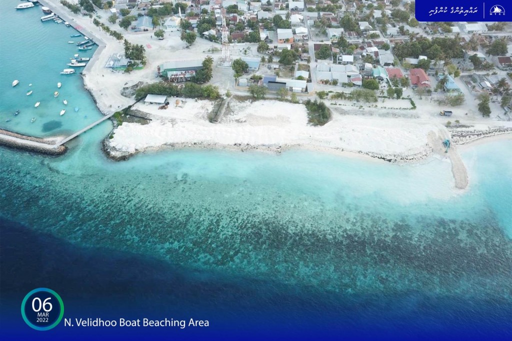 Velidhoo dhoani ehelaa sarahahdhuge masahkaiy baarah kuriah