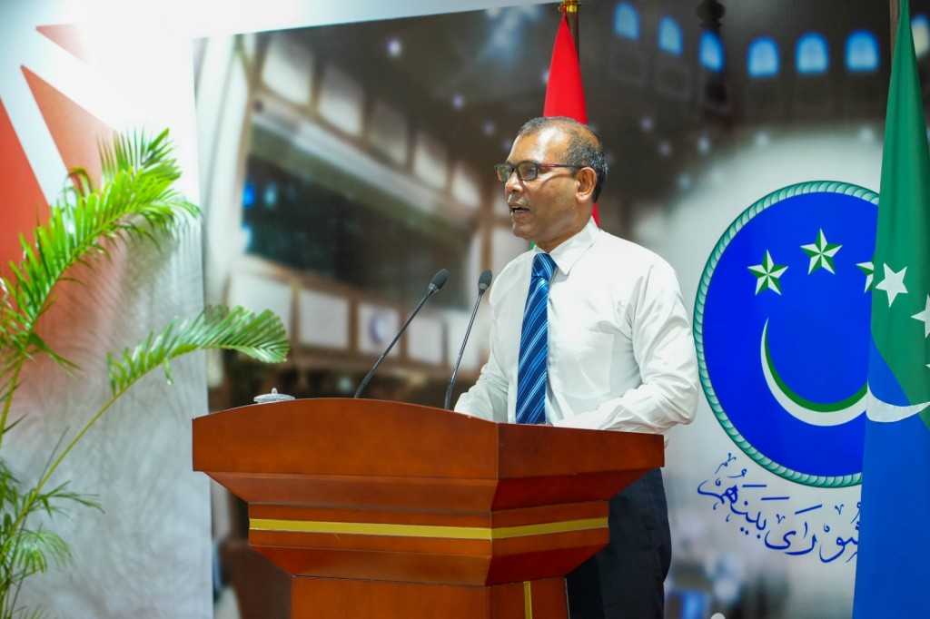 Thanfeezu kuraa komme siyaasatheggai, mulhi rayyithun baiverikuruvun amaazakah vaanvaane: Majilis Raees