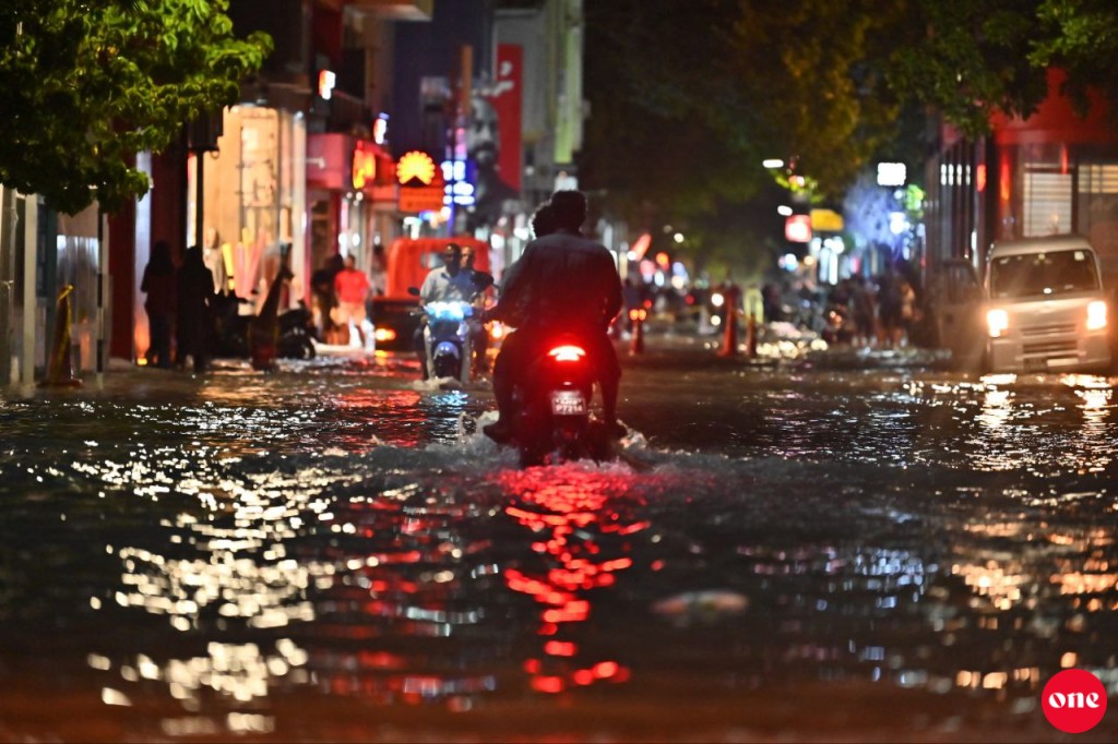 Moosun varah goas, boakoh vaarey vehi fen boduvaane: Met 