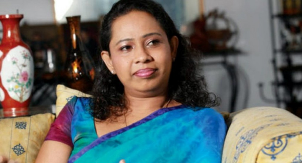 Lanka ge Health Minister Covid ah positive vehjje