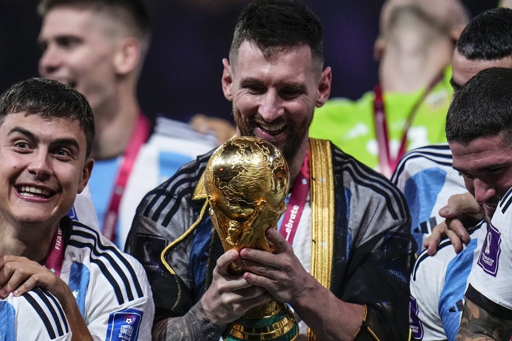 Lugano bunanee World Cup akee Fifa in Messi ah dhin hadhiyaa eh kamah!