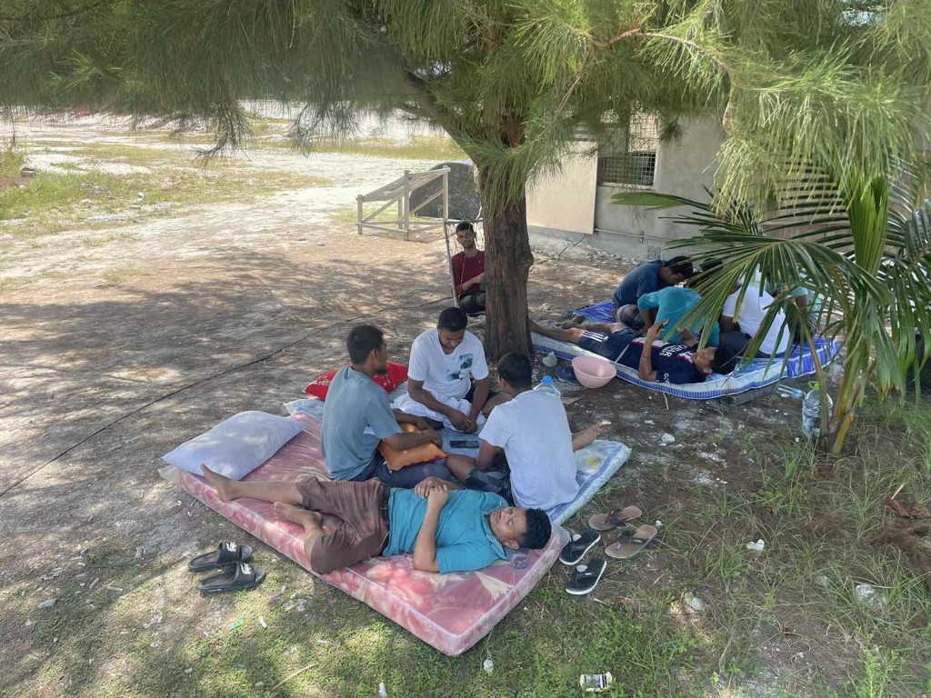 Huras alhaa dhoani faharun MIFCO ah mas gathun 3 mahah suspend kuranee