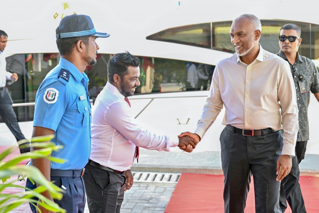 Dhangehchah Raees ge vaudhu: Bin hikkaidhee housing mashroou eh hingaanan, bandharu hadhaidheynan