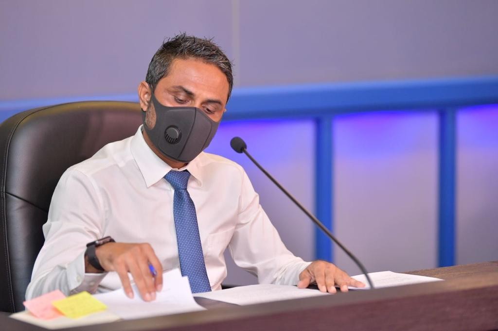 Ehhves bayaaneh nudhey meehunahhves dhiriulhumuge haalathuge bain point dheefai eba huri: Flat Committee