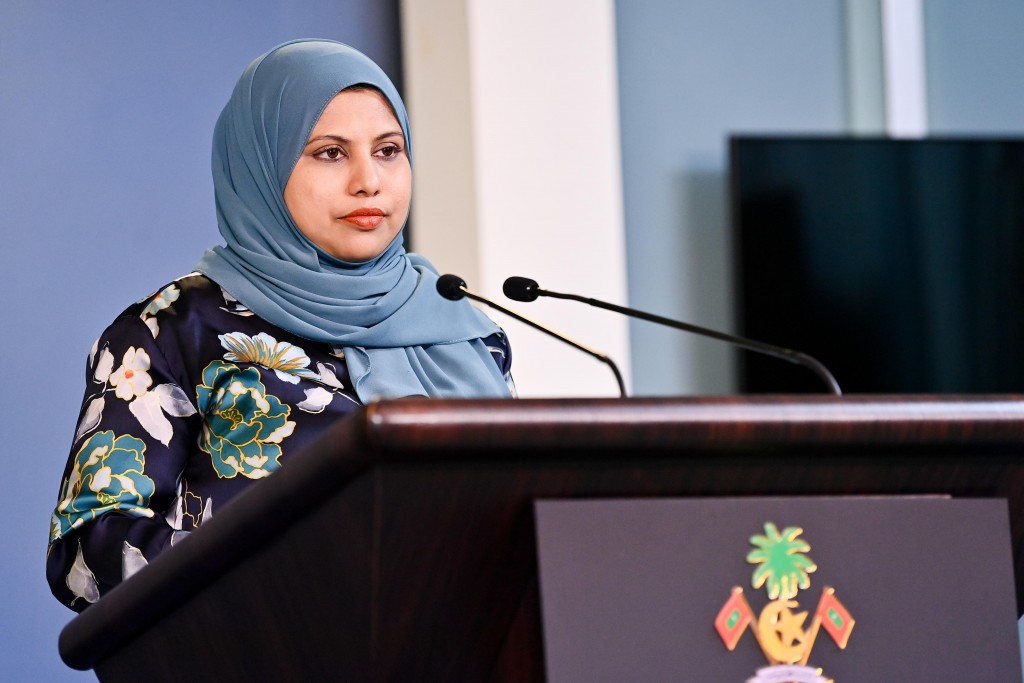 Heenaa aa behey gothun fethuree dhogu thuhumathuthakeh: Raees