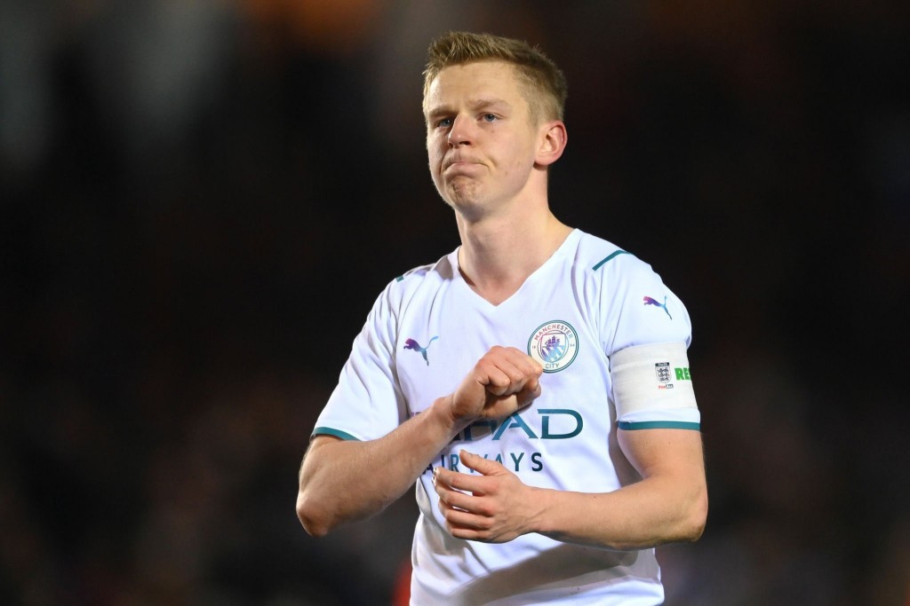Tottenham kataifi, City molhuvi iru Captain band dhinee Ukrain ge Zinchenko ah