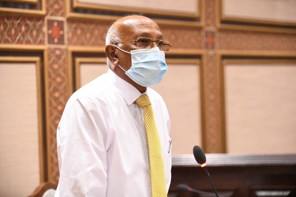 Ventilator massalaigai foruvaane echcheh noannaane,  beynun komme faraathakah hurihaa mauloomaatheh libeyne: Naseem