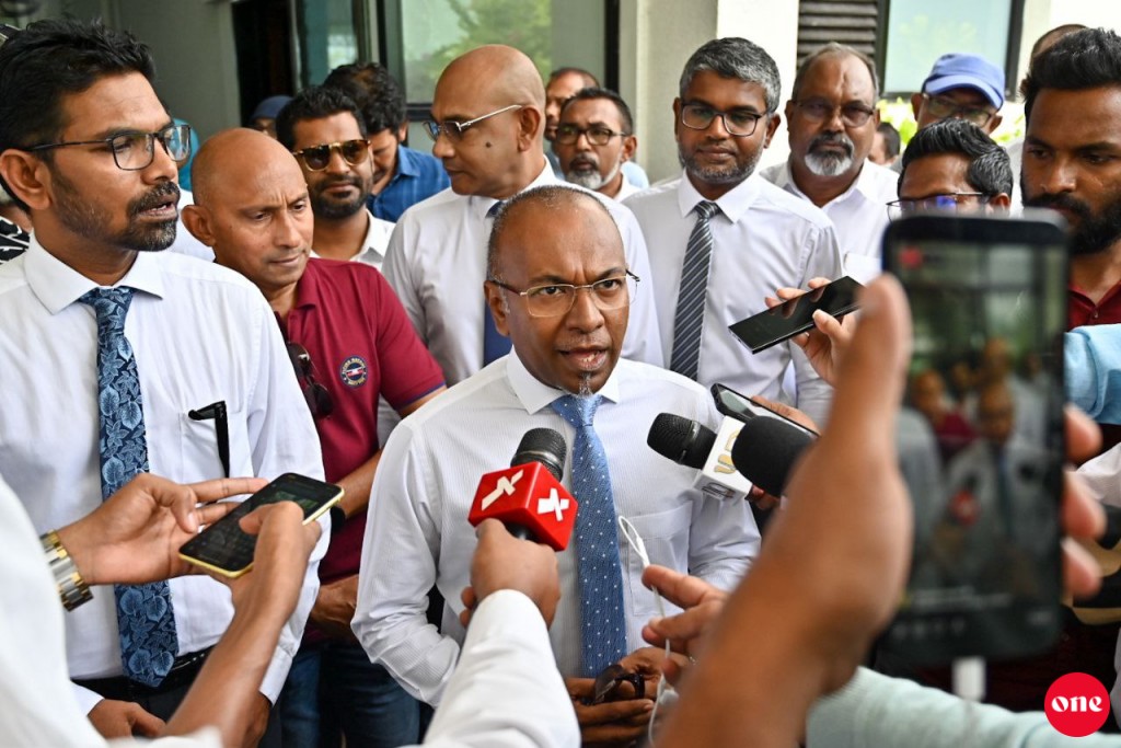 EC in hudhdhadhinhaa avahakah riyaasee inthihaabuge campaign fashaanan: Hassan Latheef