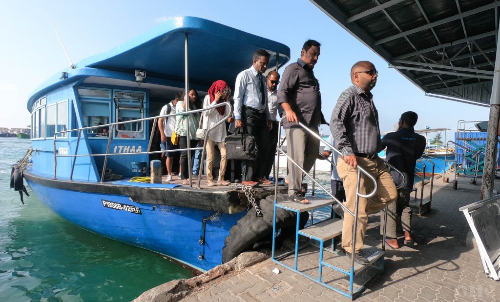 Villimale' residents can travel to Male' for shopping: Police