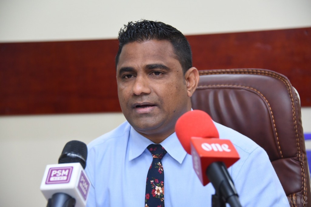32 vana lhenveringe dhuvahu samaasaa lhen hedhumuge mubaaraatheh baavvanee