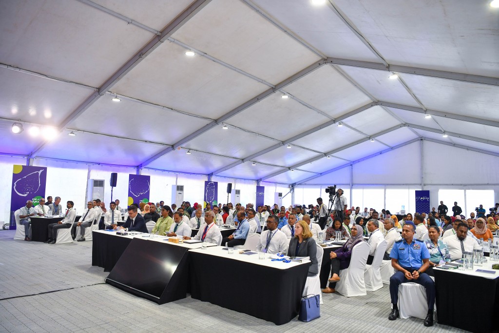 MDP ge vaudhu: Male' sarahadhugai dhuniyeyge fenvaruge conference thah baahvan convention island eh