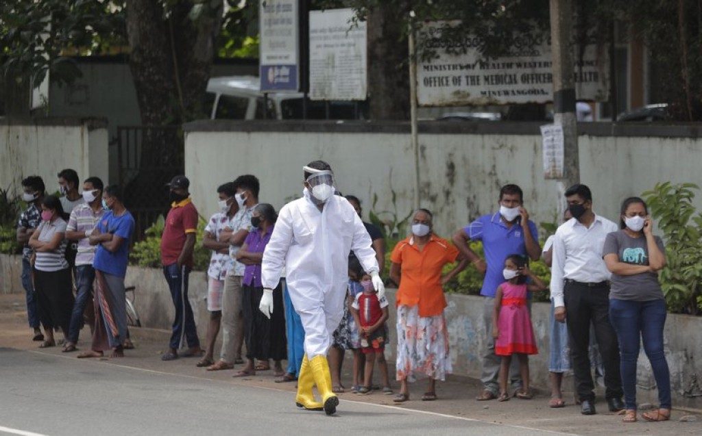 April ge kurin Lanka gai covid vaccine dheyn fashanee