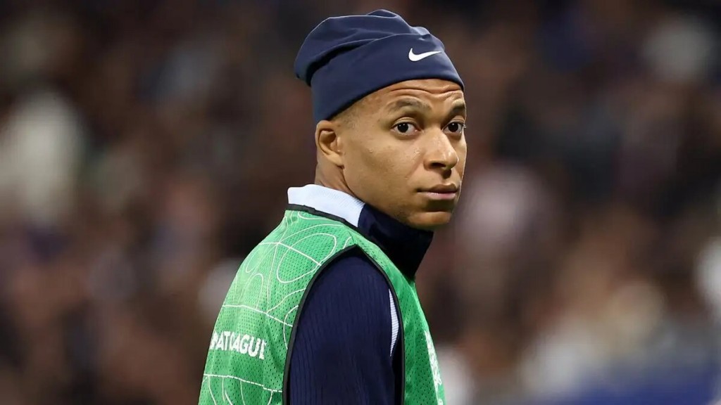 Mbappe ge focus Ballon d'Or ah: France ah kulhen beynun vanee muhimmu match thah ekani