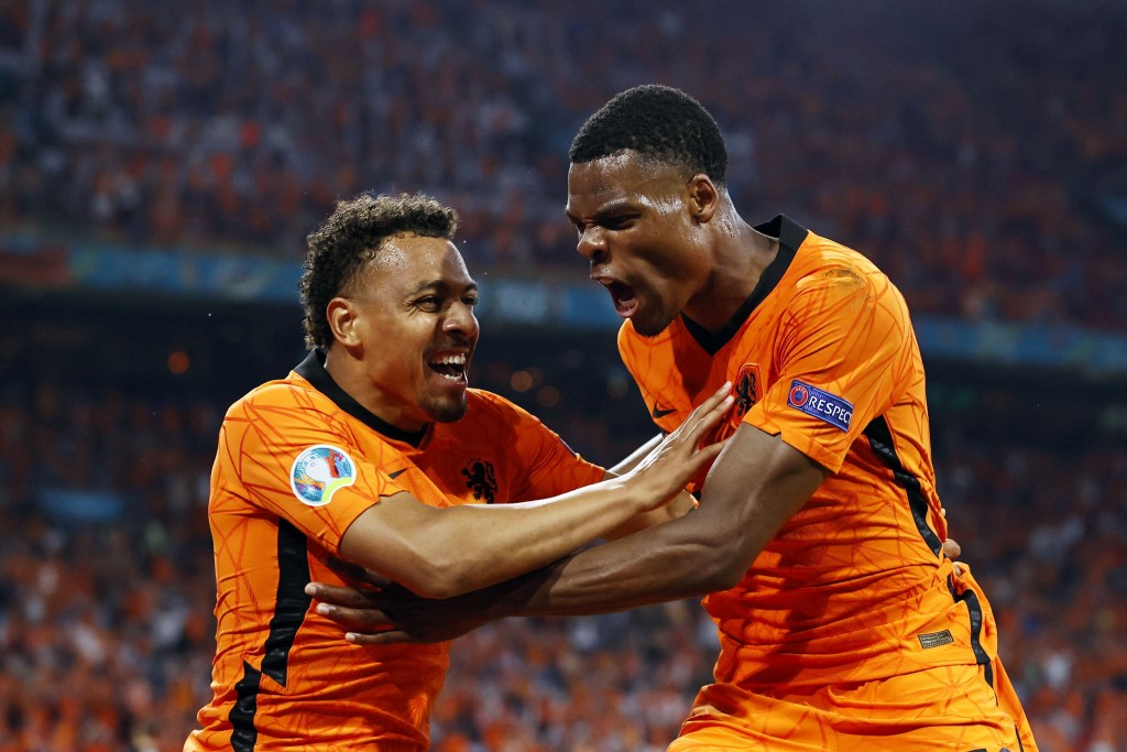 Group C: Netherlands ah 1 vana yageenvefai, baakee team thakah oiy gadha 16 ge furusathu!