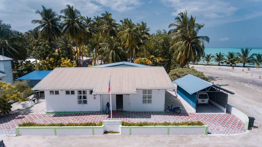 Mathiverin positive vee meehunge adhadhu 121 ah, adhives bali control eh nuvey!