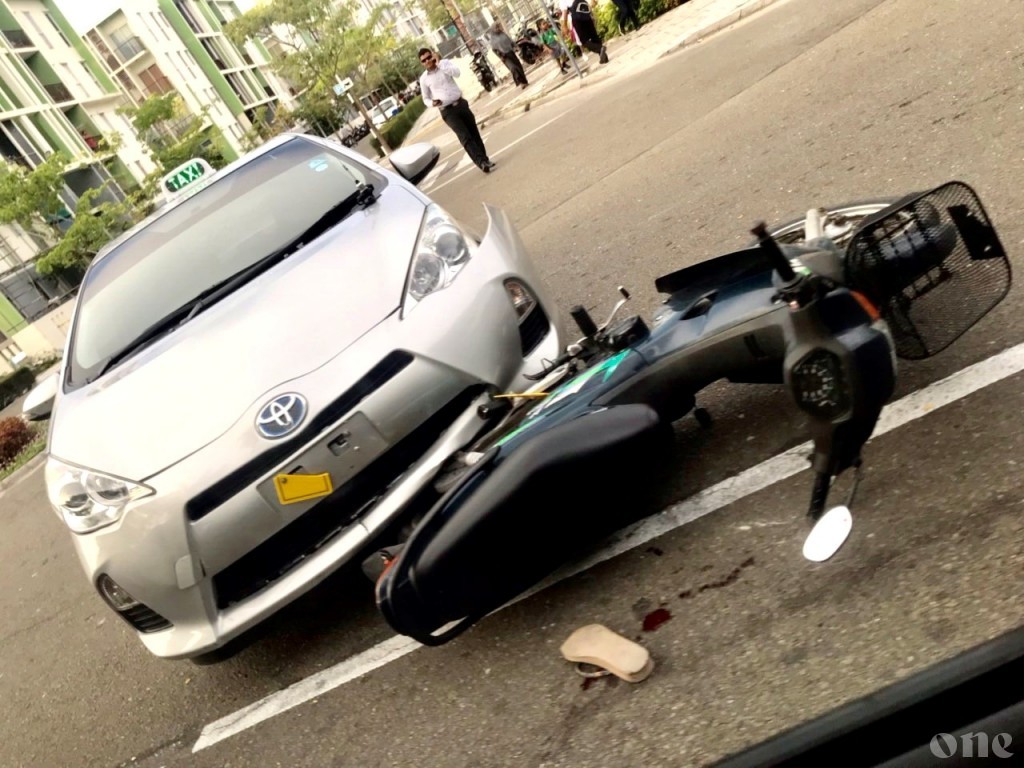 Two injured after motorcycle and car collide in Hulhumale’