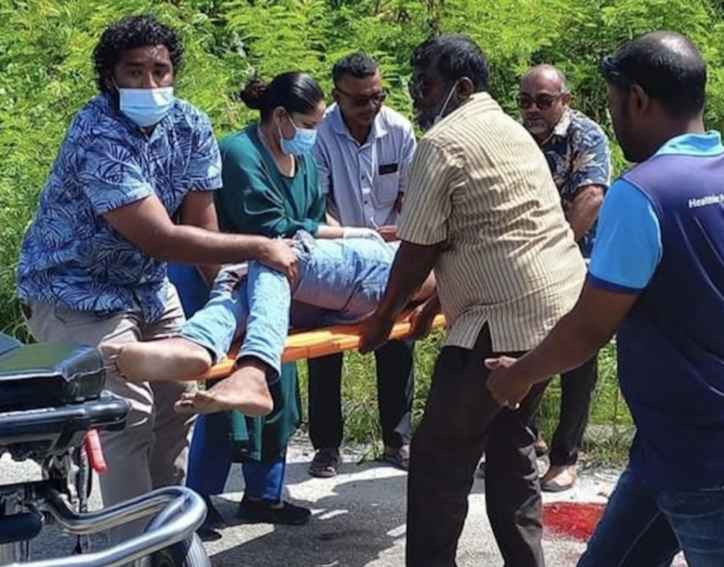 Hin'gaafai dhiya meehehge gaigai lorry akun jehi  nurakkaatheri accident eh, eynaa ge haalu serious