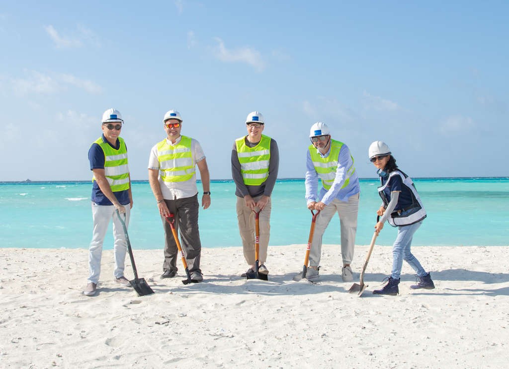 Enboodhoo falhugai hadhaa SO/ Hotels ge Resortge bingaa alhaifi