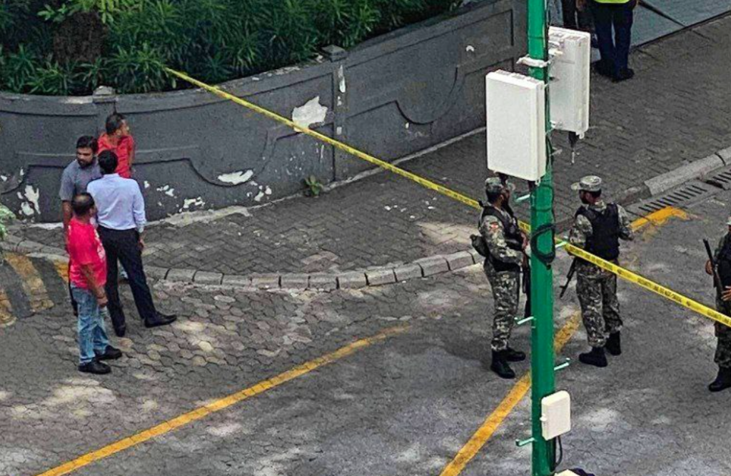 Defense forces cordon off areas in Malé over possible security threat